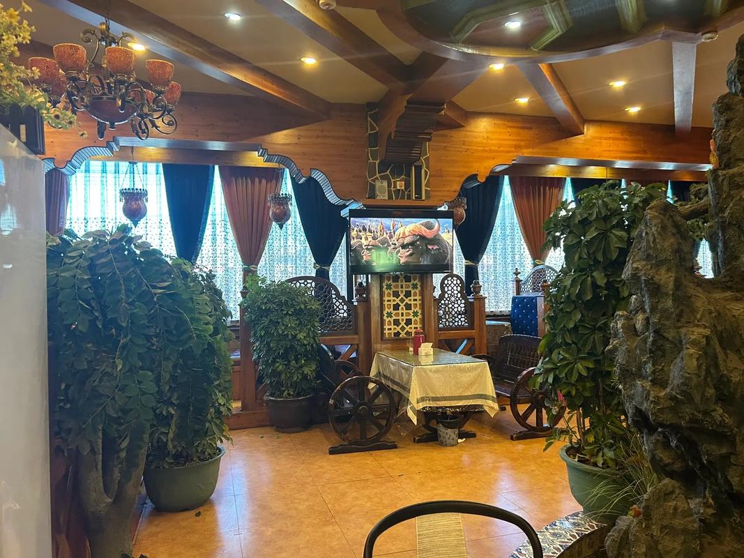 英吉沙县美食探店 齐穆布拉柯家禽饭店的土家禽招牌风味